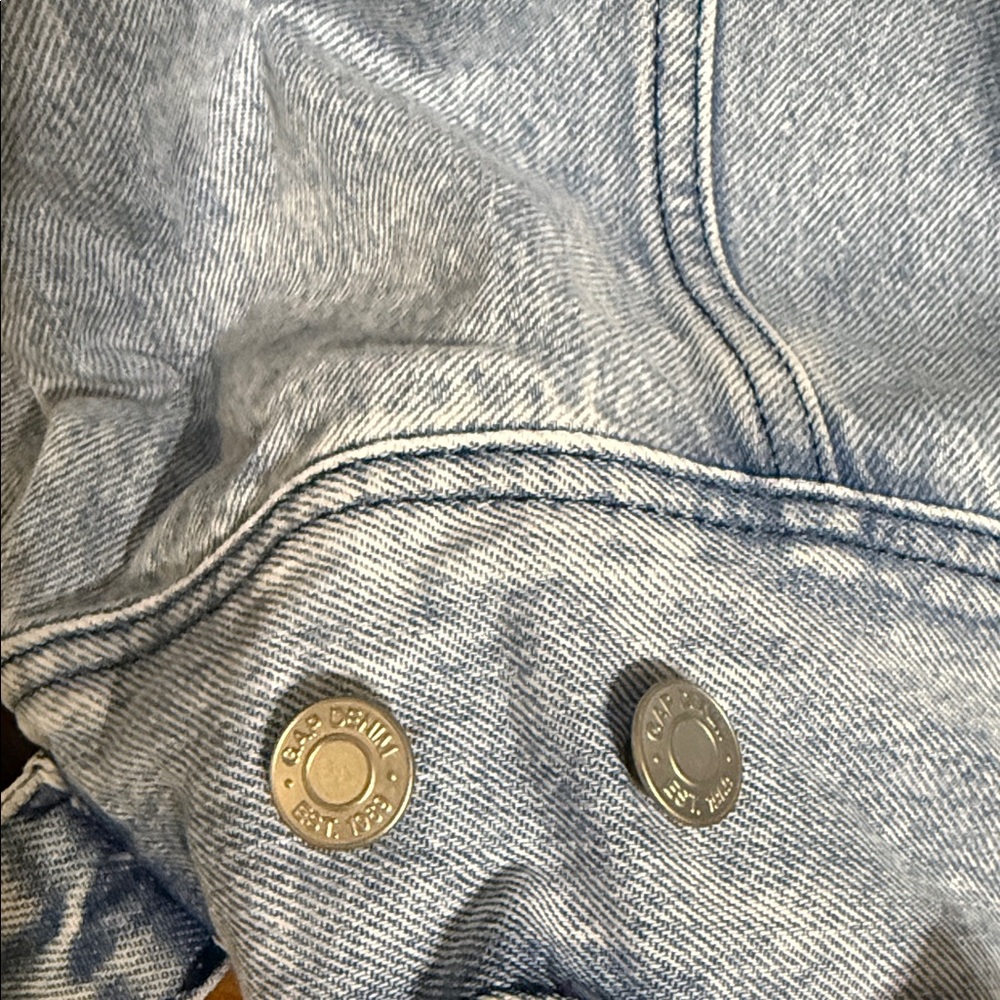 GAP Studded Light Blue Jean Jacket - Picture 4 of 6